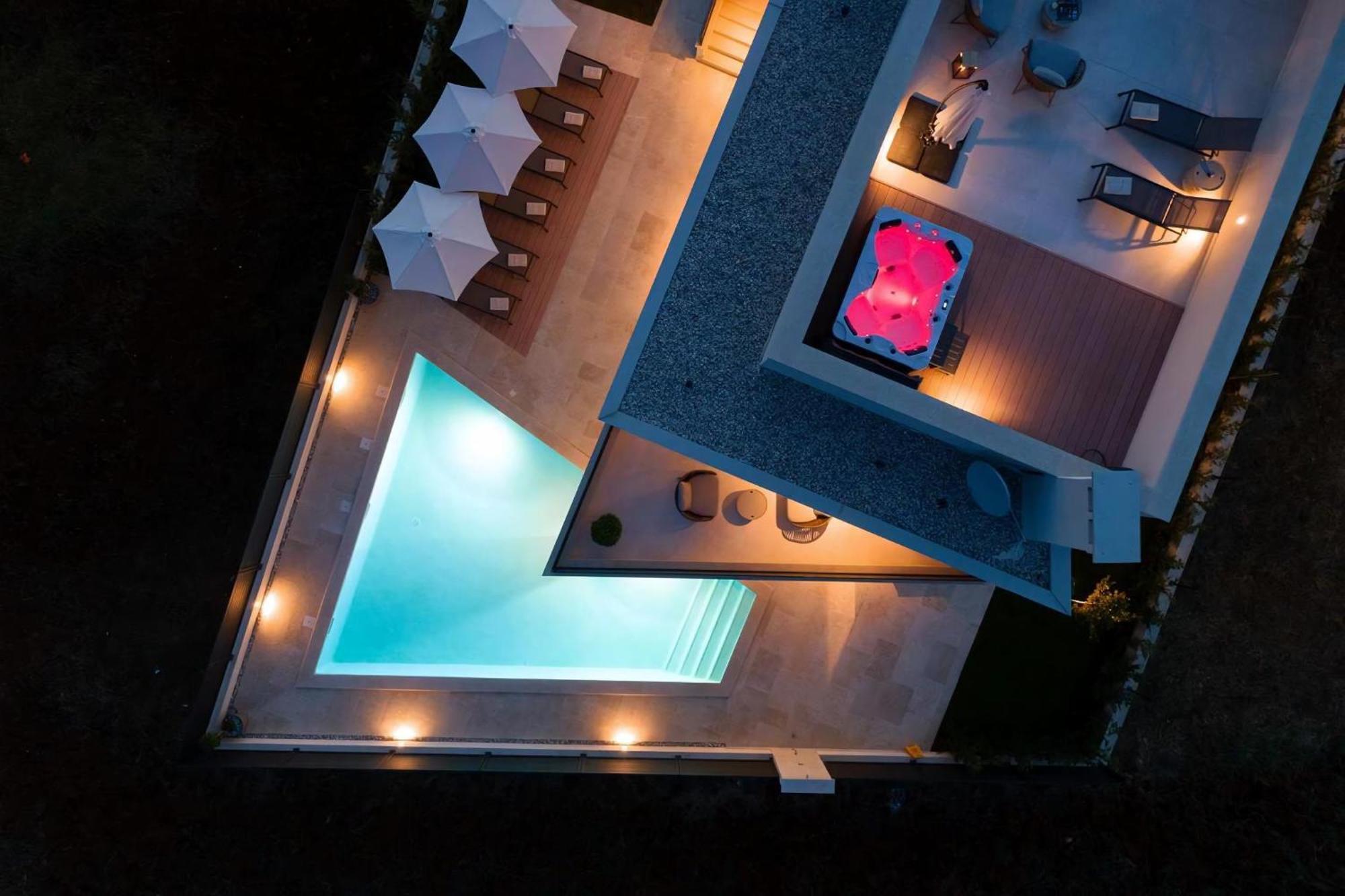 Luxurioese Villa Perla Mit Pool Und Jacuzzi Пореч Экстерьер фото